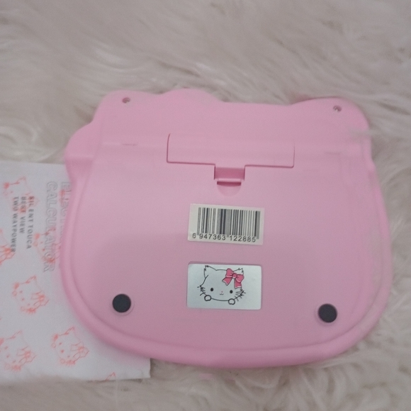 Hello Kitty Pink Crystal Calcularor. - Picture 2 of 2